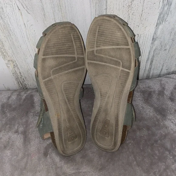 0704 Earth Green Sandals Comfortable Slip-On Design - Picture 8 of 10